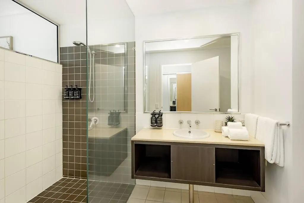Cairns City Studio Apartment Ocean View 12Th Floor Ausztrália